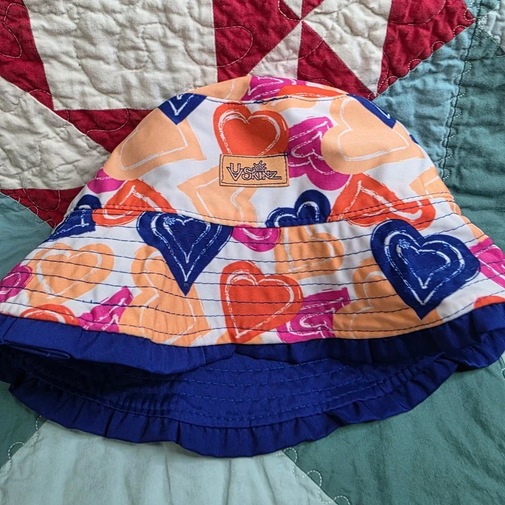 UV Skinz Girls Reversible Bucket Sun Hat Heart Print Blue Orange Size 7
